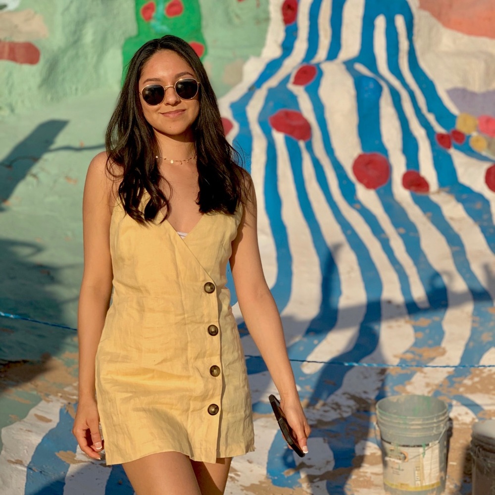 Meet your Posher, Monica